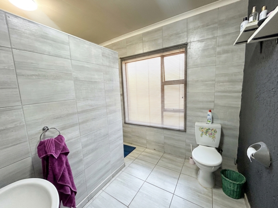 To Let 4 Bedroom Property for Rent in Sasolburg Ext 12 Free State